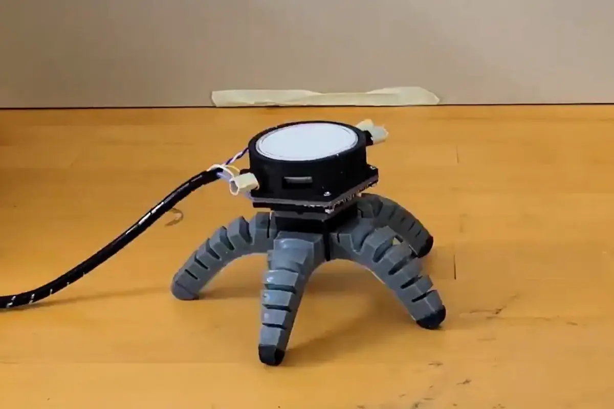 Mushroom learns to crawl after being given robot body