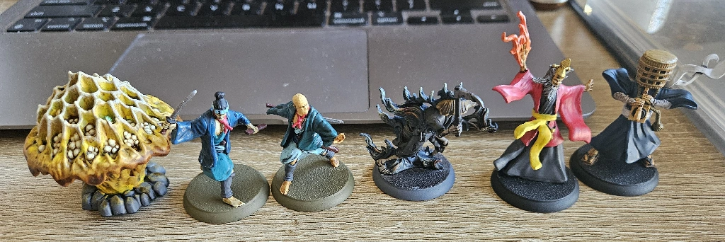 picture of some painted miniatures