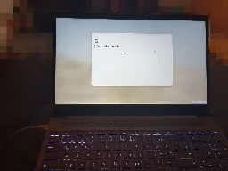 Success: HP 15-de0310ng (8th Gen i3) SYNDRA